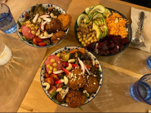 Restaurant végétalien + un verre au Duplex! Restaurant végétalien + un verre au Duplex!