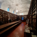 Visite de la Bibliothèque patrimoniale du Centre Culturel Irlandais et de l'exposition "Conquérir l'inconnu".