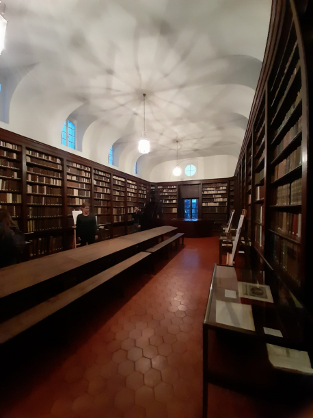 Visite de la Bibliothèque patrimoniale du Centre Culturel Irlandais et de l'exposition "Conquérir l'inconnu".