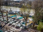 déjeuner dans une guinguette de Joinville-le-Pont déjeuner dans une guinguette de Joinville-le-Pont